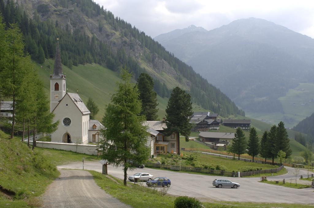 Giatla Hof Der Alfenalm - Ferienwohnungen Am Berg Innervillgraten Eksteriør billede
